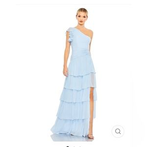 IEENA FOR MAC DUGGAL RUFFLE TIERED ONE FLUTTER SLEEVE GOWN